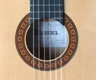 Alhambra 8Fc Blanca Flamenco Guitar